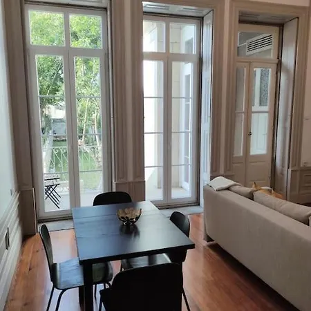 Alvares Cabral Apartamento C Apartment Porto